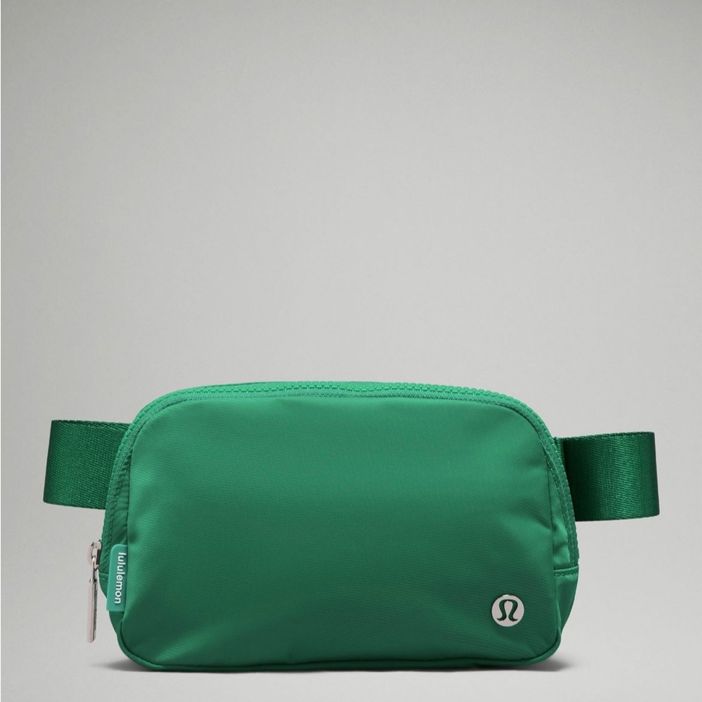 Lululemon Everywhere Belt Bag 1L- Emerald Ice - Picture 1 of 9